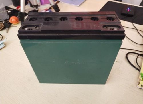 請問電動車電瓶修復是就加蒸餾水嗎 純凈水可以嗎